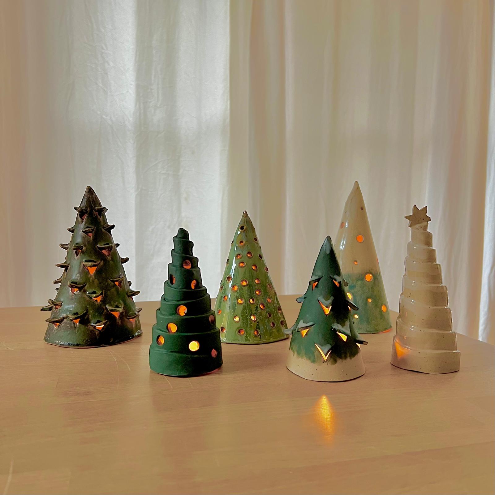 Weihnachtliche Tannenbäume